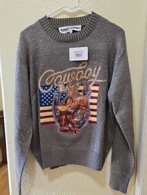 Women’s Rodeo Quincy Gray Metallic Rodeo Graphic Sweater